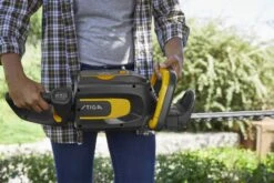 Stiga HT 700e Accu Heggenschaar Body - 56cm - 34mm -Winkel Voor Huishoudelijk Gereedschap 05fde892365e5477d0fe25974b7e1340