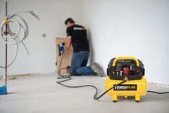 Powerplus POWX1721 Compressor - 1100W - 6L - Olievrij -Winkel Voor Huishoudelijk Gereedschap 4d277b70a8f47ea5b9ed52ea04bf978d