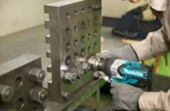 Makita DTW1001Z 18V Li-Ion Accu Slagmoersleutel Body - 1050Nm - 3/4" - Koolborstelloos -Winkel Voor Huishoudelijk Gereedschap 64dc5b83e3d163177c4c0e721695c8ee