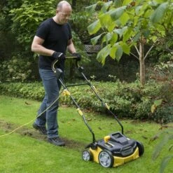 Powerplus POWXG7516 Verticuteerder / Verluchter - 1800W - 360mm -Winkel Voor Huishoudelijk Gereedschap 67e1451dc41420a45d1ea852c07f7875