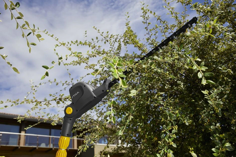 Stiga PH 700e Accu Heggenschaar Body Op Steel - 48cm - 34mm - Telescopisch 14 Stiga PH 700e Accu Heggenschaar Body Op Steel - 48cm - 34mm - Telescopisch - Afbeelding 12