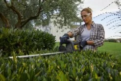 Stiga HT 700e Accu Heggenschaar Body - 56cm - 34mm -Winkel Voor Huishoudelijk Gereedschap 9563ed63e62ee24585d900024f81ef9e