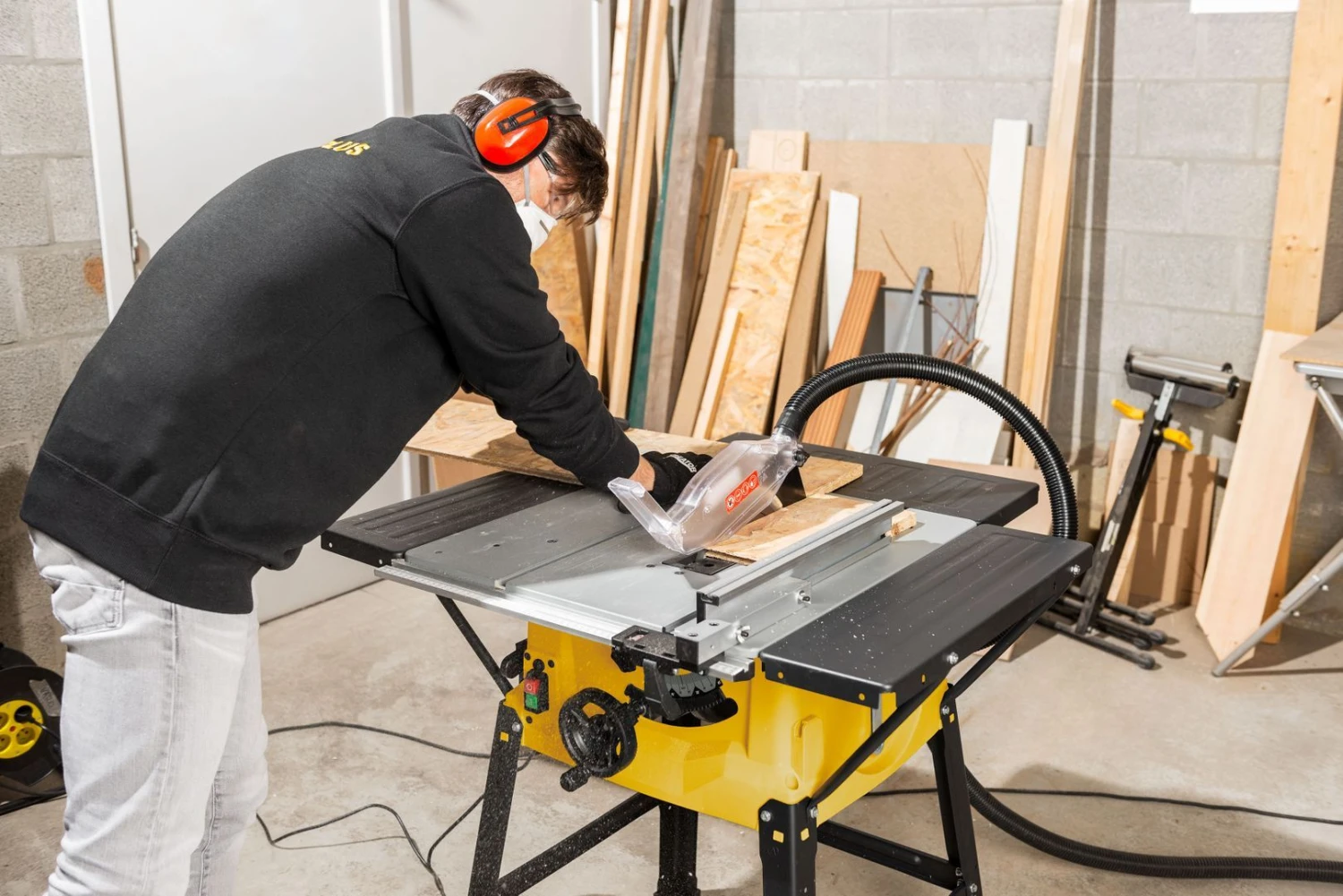 Powerplus POWX07595 Zaagtafel Met Onderstel - 2000W - 250mm 10 Powerplus POWX07595 Zaagtafel Met Onderstel - 2000W - 250mm - Afbeelding 8